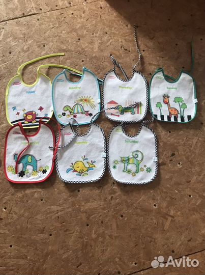 Нагрудники для кормления