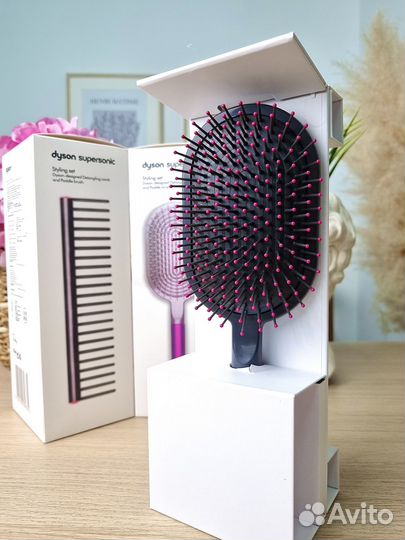 Расческа Dyson