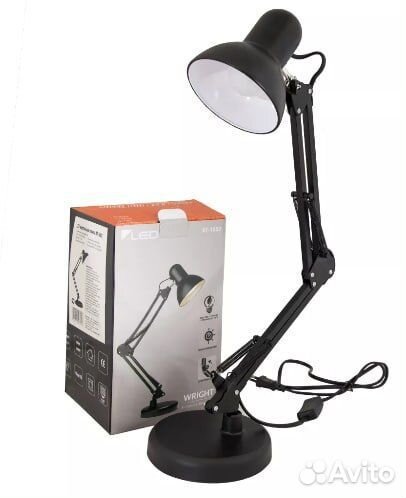 Лампа LED настольная школьнику на струбцине