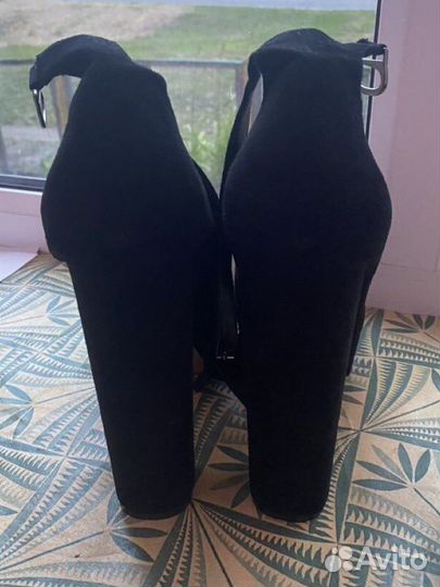 Туфли женские