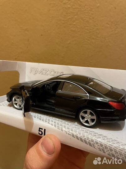 Моделька Mersedes CLS 63 AMG