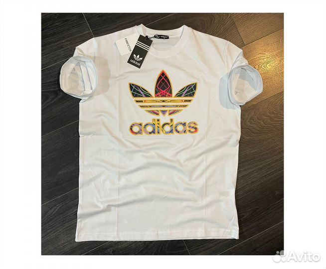Футболка adidas