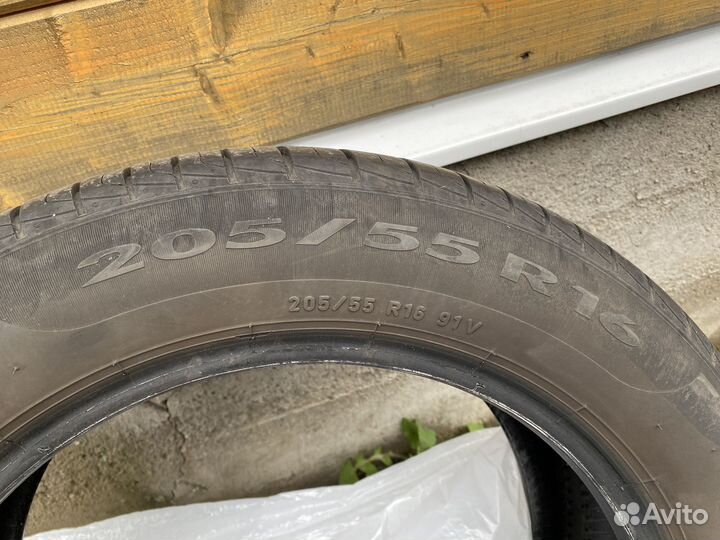 Pirelli Cinturato P1 205/55 R16