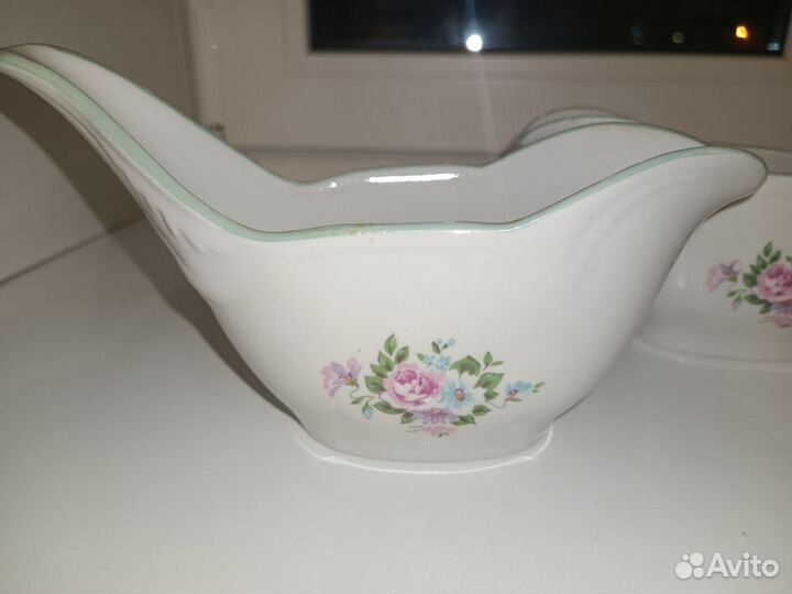 Соусник фарфоровый Дулево рельефный