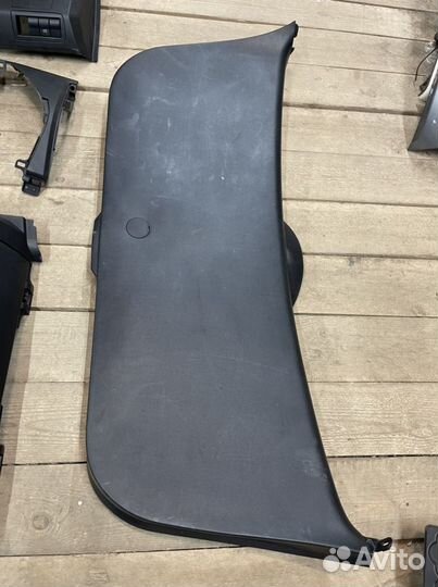 Обшивка крышки багажника Mazda CX 7 2008-2012г