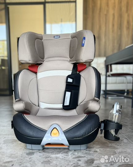 Детское автокресло 15 до 36 кг chicco