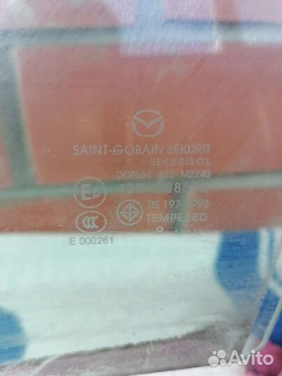 Стекло переднее левое мазда 3