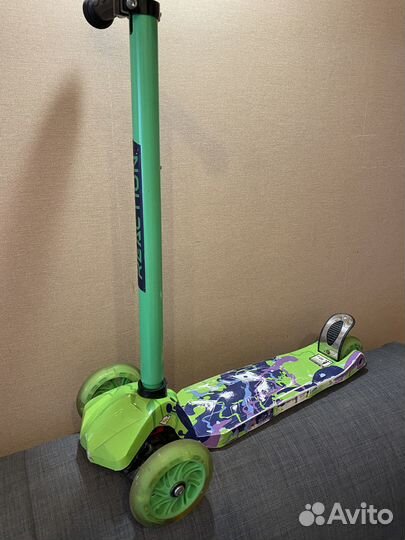 Самокат детский трехколесный