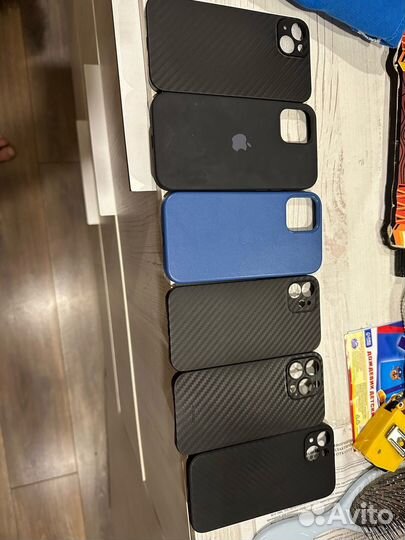 Чехол на iPhone 12