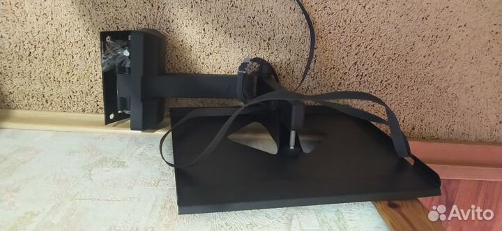 Полка под телевизор подвесная