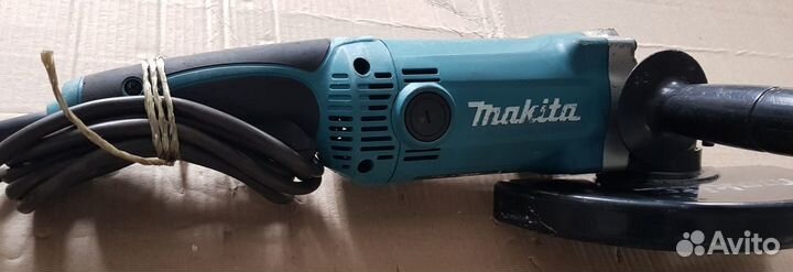 Угловая шлифмашина Makita GA9050