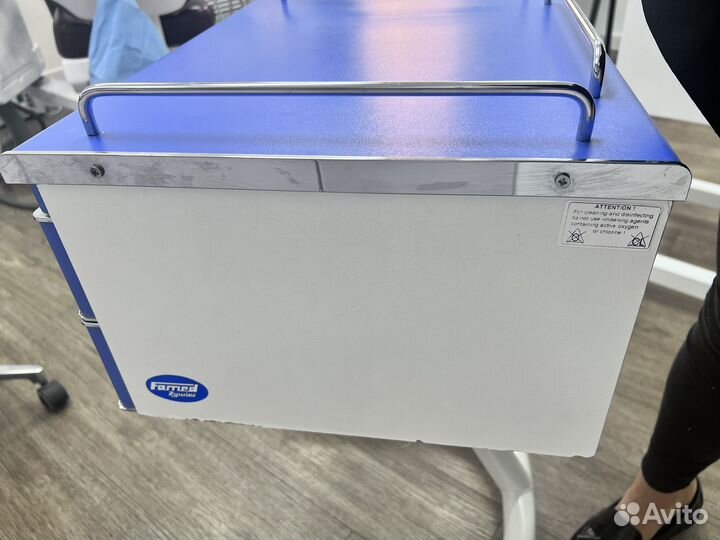 Стоматологическая тумба