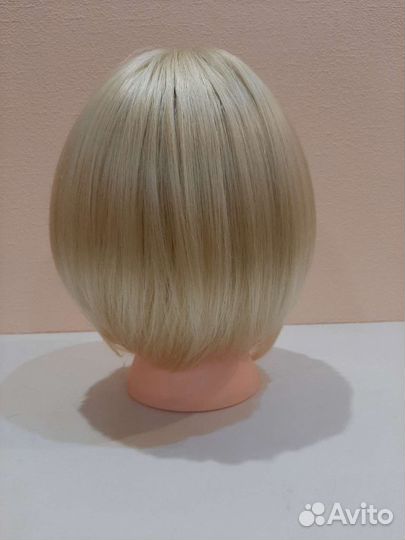 Парик короткий светлый