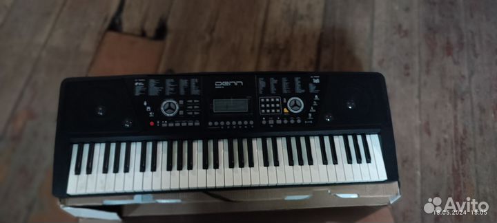 Синтезатор денн