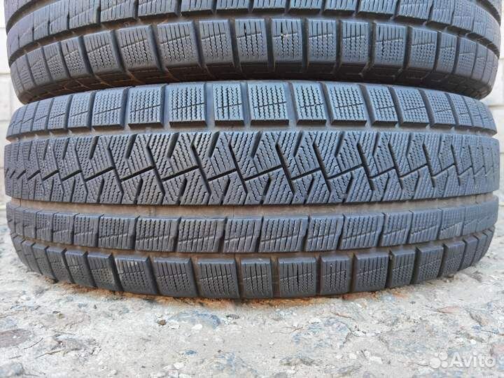 Pirelli Ice Asimmetrico 225/65 R17 102Q