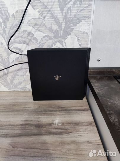 Sony PS4 pro 1tb