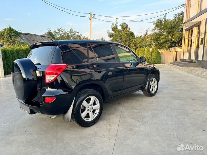 Toyota RAV4 2.0 AT, 2007, 199 800 км