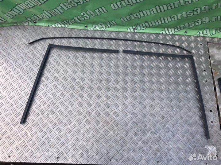 Накладка Mercedes-Benz 190E W201 M102.921 2.0I