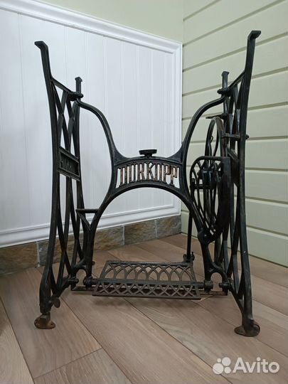 Станина от швейной машинки Durkopp