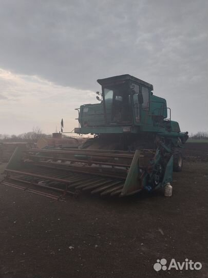 Комбайн Ростсельмаш Дон 1500, 1991