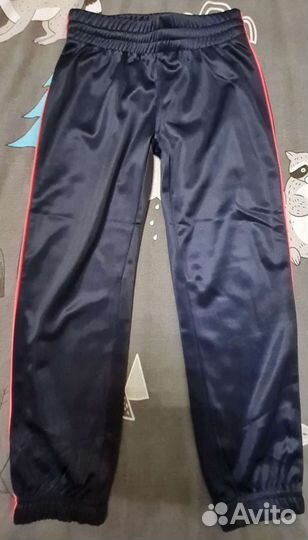 Костюм спортивный