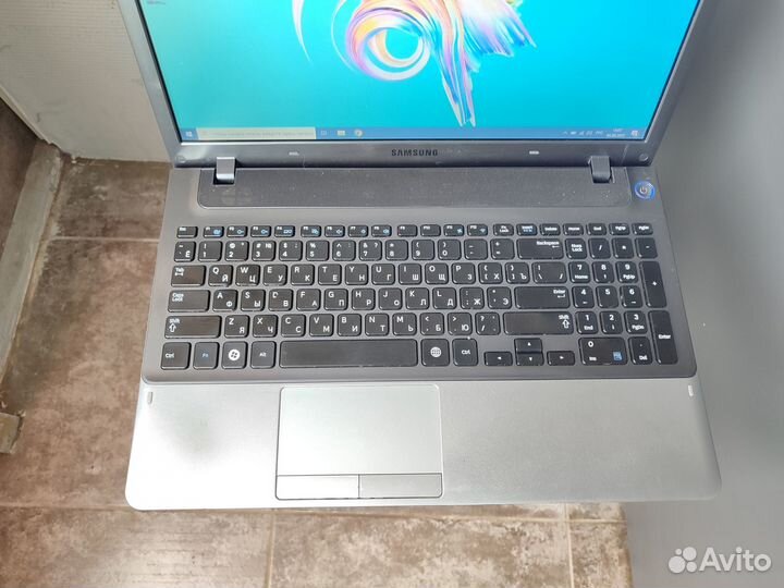 Ноутбук Samsung A6/SSD120Gb/2видеокарты/DDR3-6Gb