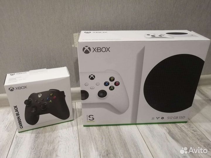 Xbox series s с двумя джойстиками