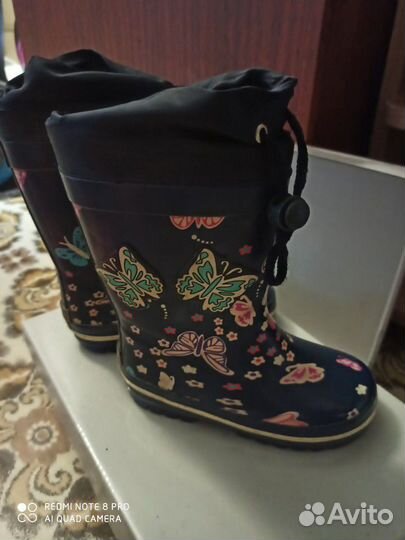 Резиновые сапоги