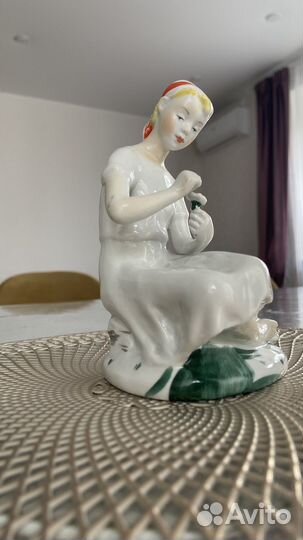 Фарфоровая статуэтка СССР