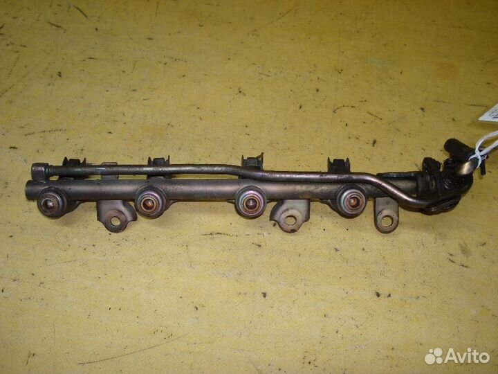 Форсунка инжекторная Nissan March HK11