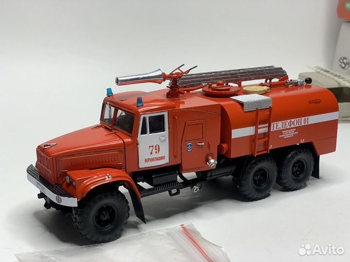 Модель пожарного автомобиля Краз Ац. 1\43