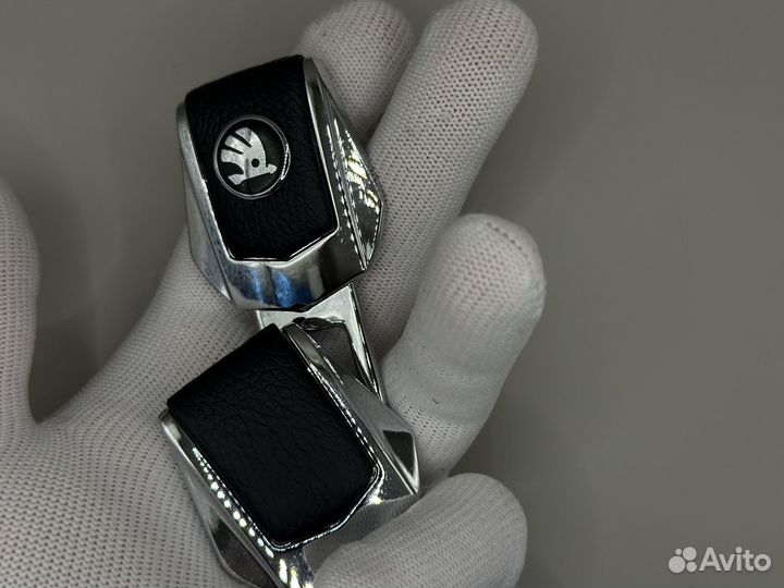 Заглушка ремня безопасности Skoda 1 шт