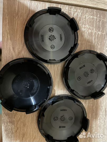 Колпочки в колесные диски