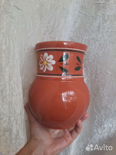 Глиняная крынка, крынка небольшая. Ваза для цветов