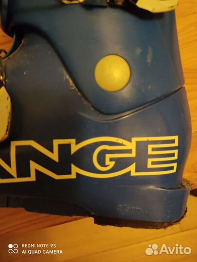 Горнолыжные ботинки lange 23.5