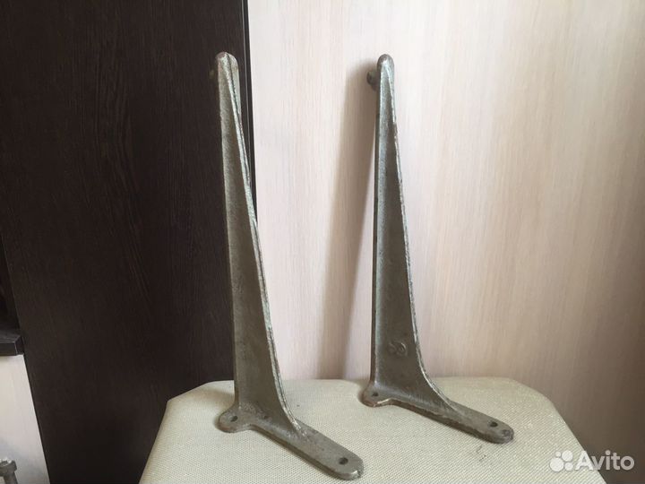 Для раковины подставки тяжелые касли