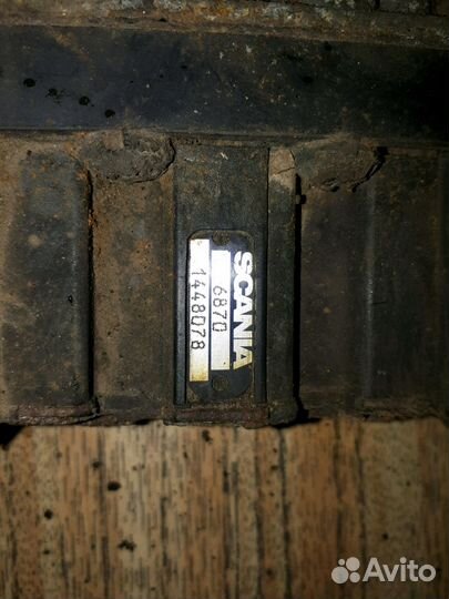 Кран уровня пола главный Scania 5R 1448078