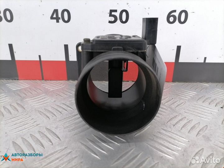 Расходомер воздуха Audi A3 8L 1998 06A906461B