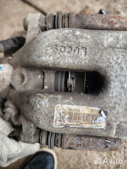 Суппорта lucas/trw peugeot задние