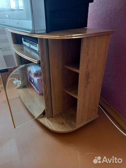 Тумба под телевизор