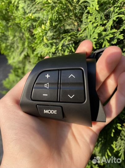 Кнопки на руль toyota corolla 150