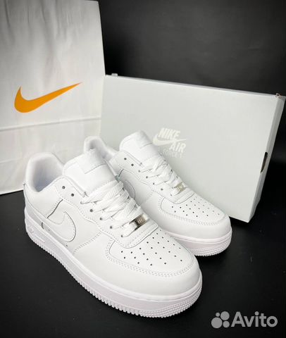 Кроссовки Nike air force 1 luxe белые