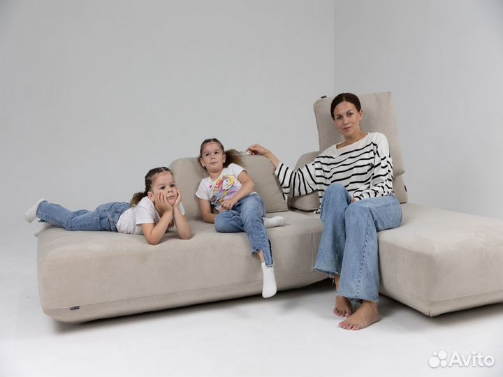 Диван со спальным местом 2700х1650 мм