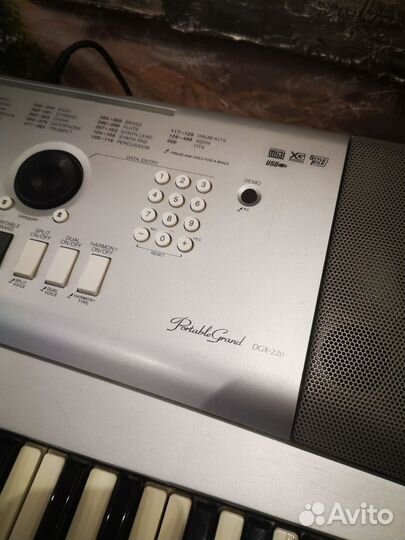 Синтезатор yamaha dgx220