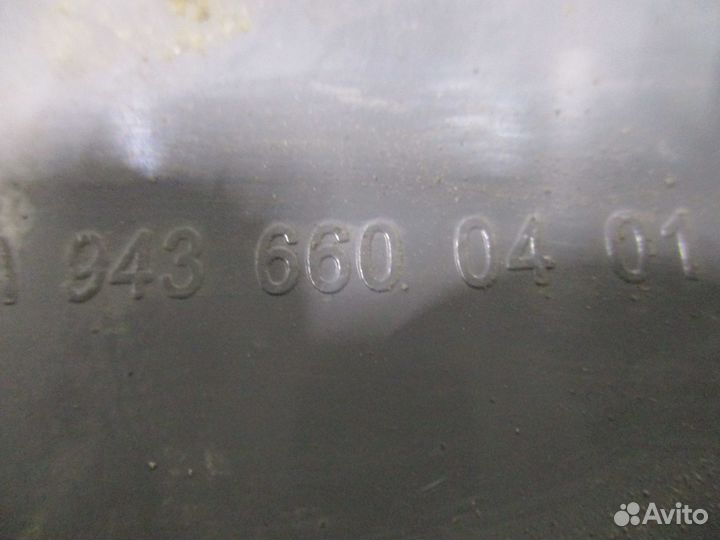 Накладка подножки правая Mercedes-Benz A9436600401