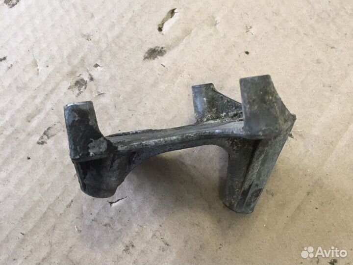 Кронштейн катушки Skoda Octavia A5 (3372)