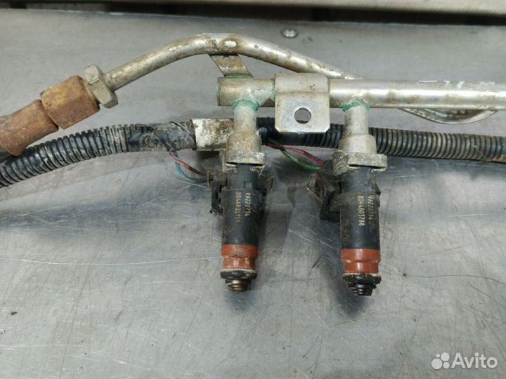 Топливная рампа LADA 2115 2008