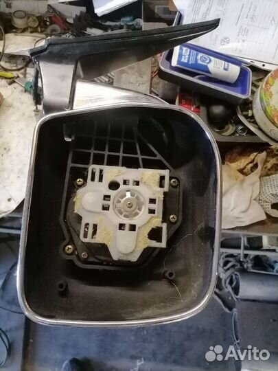 Зеркало на таёта сурф 98 года