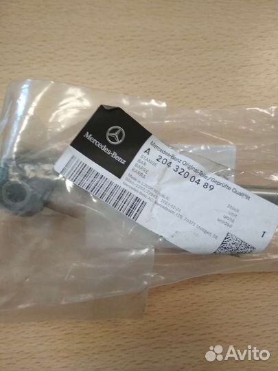 Стойка стабилизатора зад прав Mercedes A2043200489