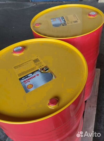 Моторное масло Shell Rimula R4X 15W-40 для грузовиков